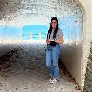 Meet your Posher, Brooke